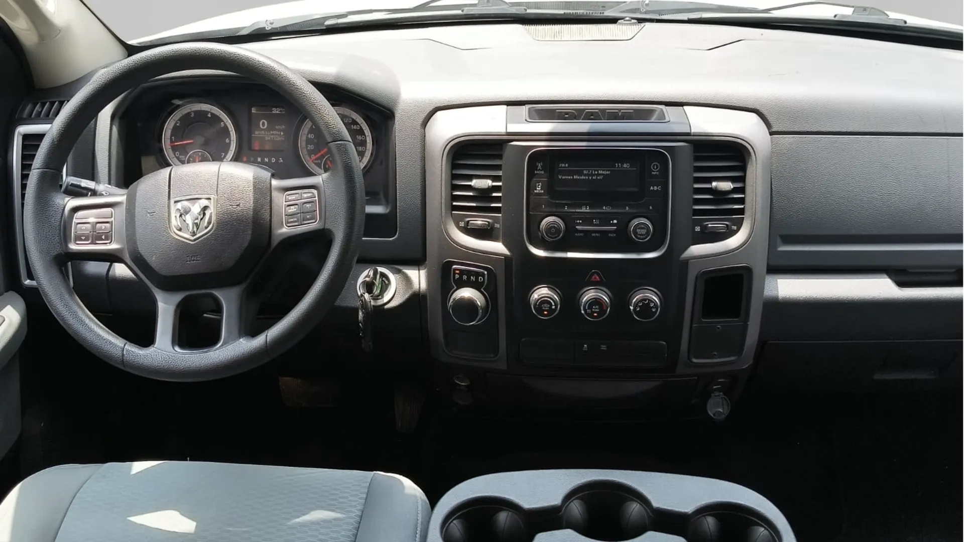 RAM 1500 DOBLE CABINA  4X2 2020 PMV image 19