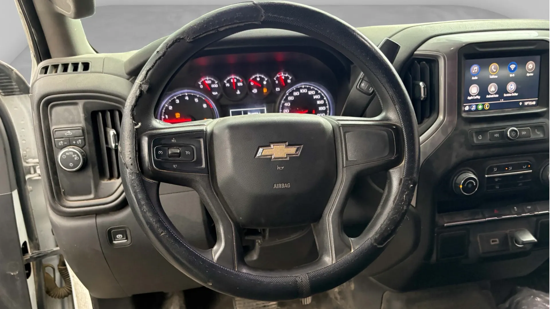 CHEVROLET SILVERADO *2020* image 11
