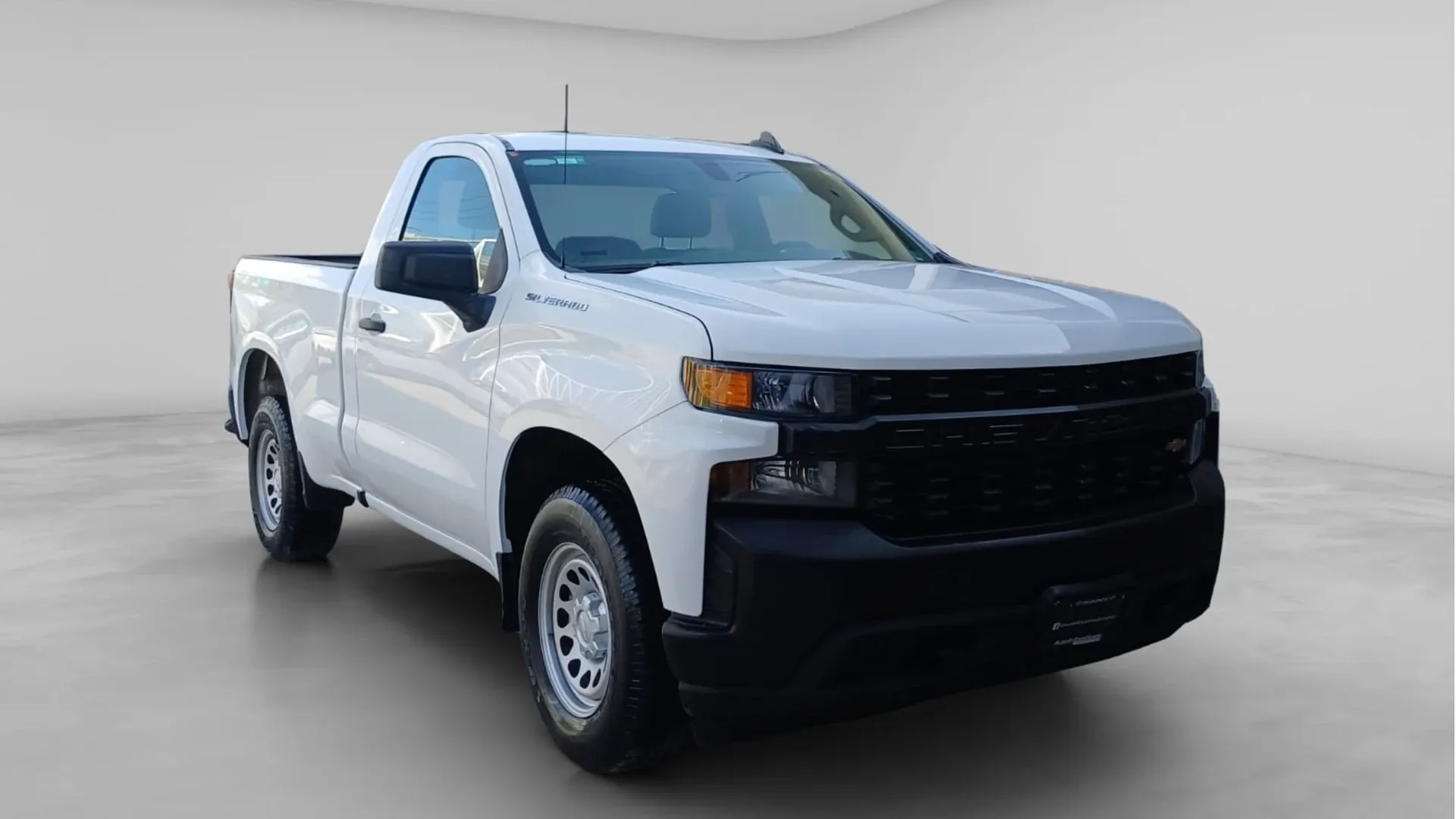 CHEVROLET SILVERADO CABINA REGULAR 2020 EAZ